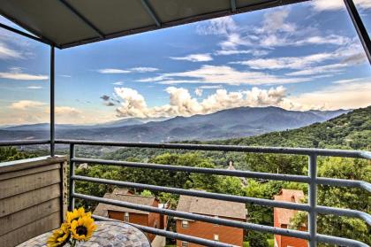 Bears Den in the Sky Condo Less Than 4 Mi to Gatlinburg - image 1