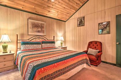 Quaint Home with Pool Access - 3 Miles to Downtown! - image 14