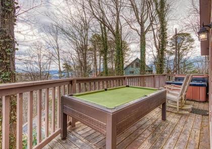 moonshine Chalet Gatlinburg Tennessee