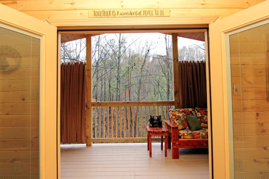 Mountain Hideaway - image 3