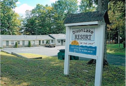 Dixon Lake Resort motel