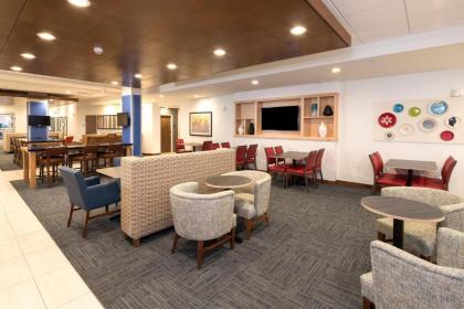 Holiday Inn Express & Suites - Gaylord an IHG Hotel - image 6