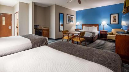 Best Western Geneseo Inn - image 15