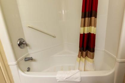 Red Roof Inn Georgetown - image 11