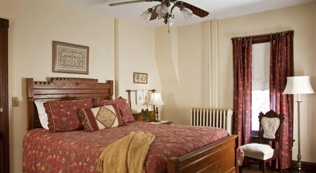 Brickhouse Inn B&B - image 7