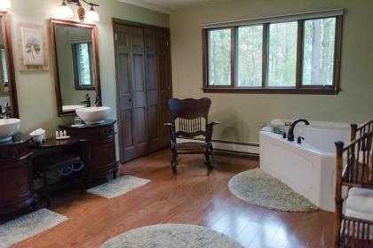 The Inn at White Oak - image 12