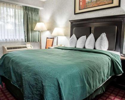 Quality Inn & Suites North Gibsonia - image 9