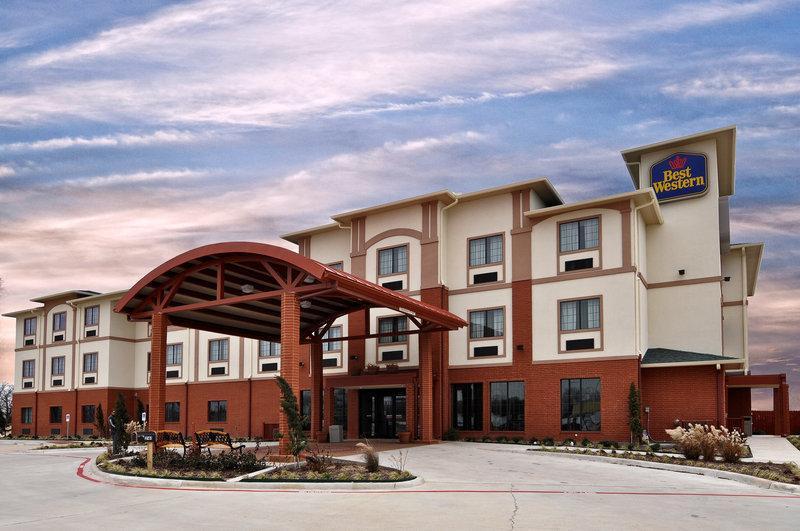 Best Western Giddings Inn & Suites - main image