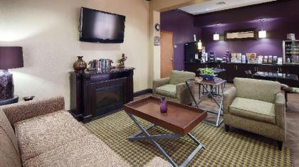 Best Western Giddings Inn & Suites - image 11