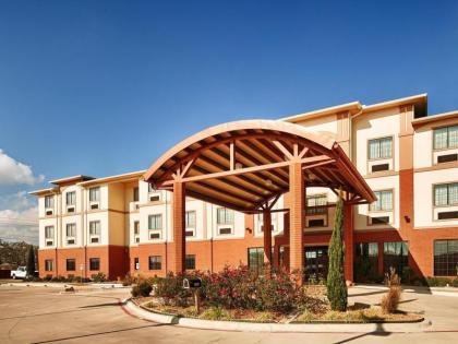 Best Western Giddings Inn & Suites - image 14