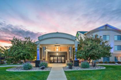 Holiday Inn Express Hotel & Suites Gillette an IHG Hotel - image 14