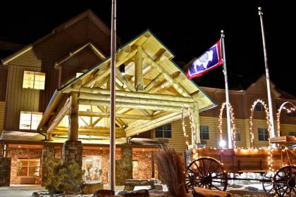 Arbuckle Lodge Gillette - image 5