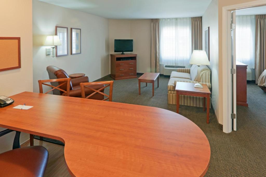 Candlewood Suites Gillette an IHG Hotel - image 6