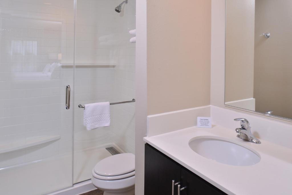 TownePlace Suites by Marriott Gillette - image 2