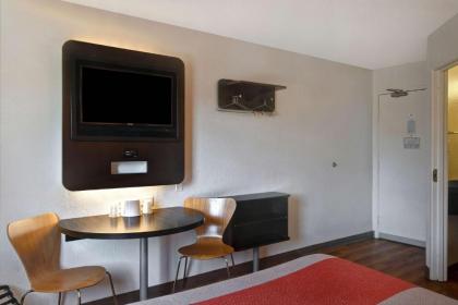 Motel 6-Gilroy CA - image 10