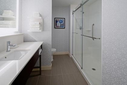Hampton Inn & Suites Gilroy CA - image 14