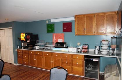 Four Seasons Country Inn - image 14