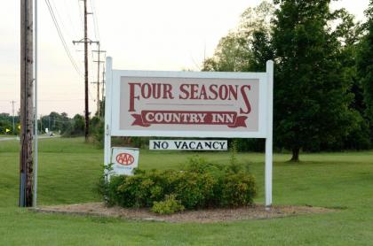 Four Seasons Country Inn - image 9