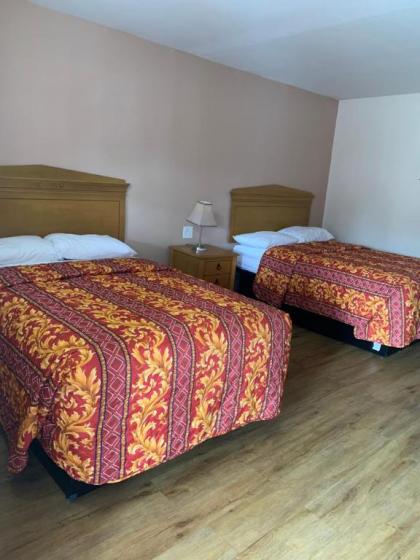 Towne Inn - image 11