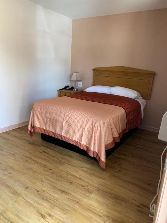 Towne Inn - image 5