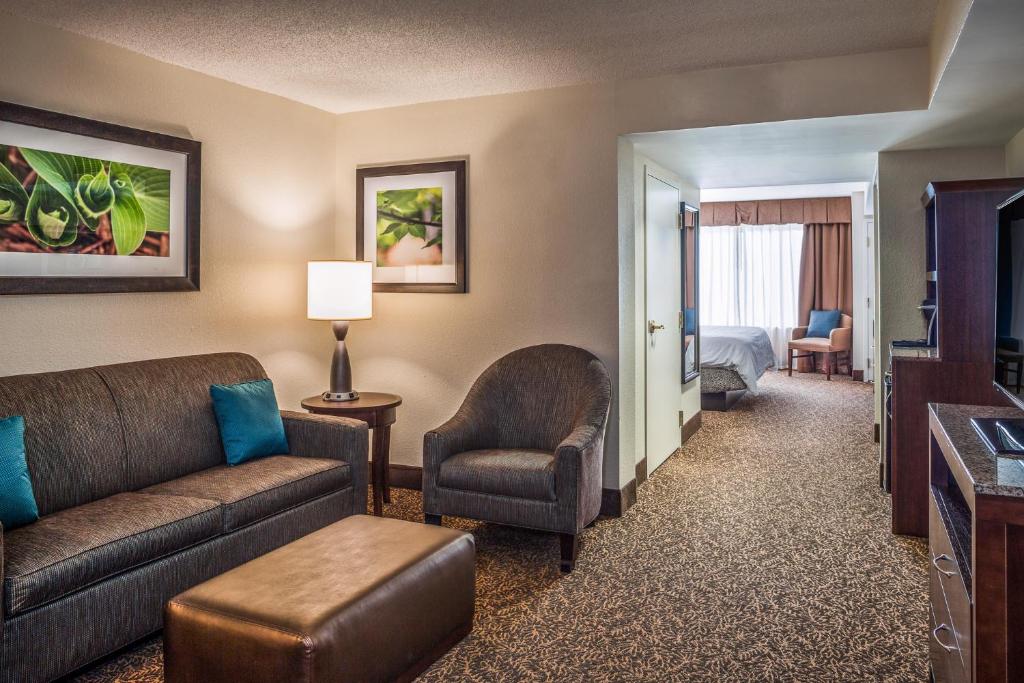 Hilton Garden Inn Richmond Innsbrook - image 3