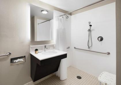 SpringHill Suites by Marriott Richmond North/Glen Allen - image 3