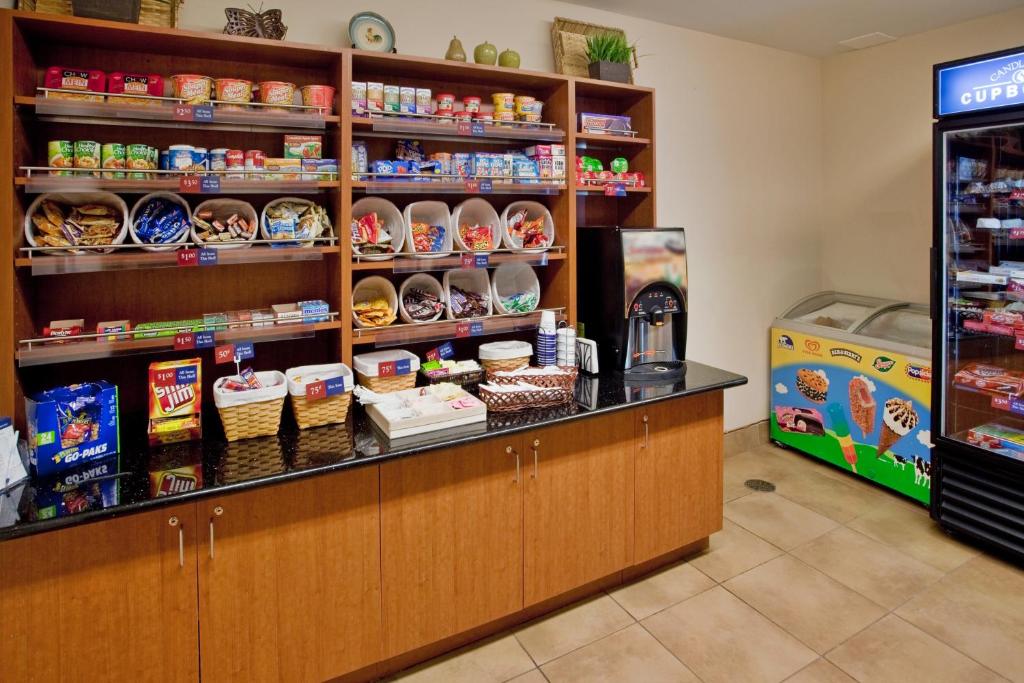 Candlewood Suites Richmond North-Glen Allen an IHG Hotel - image 2