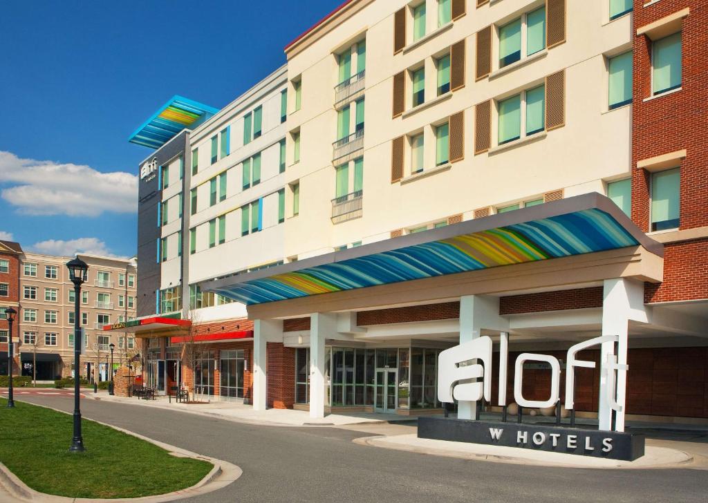 Aloft Richmond West Short Pump - image 5