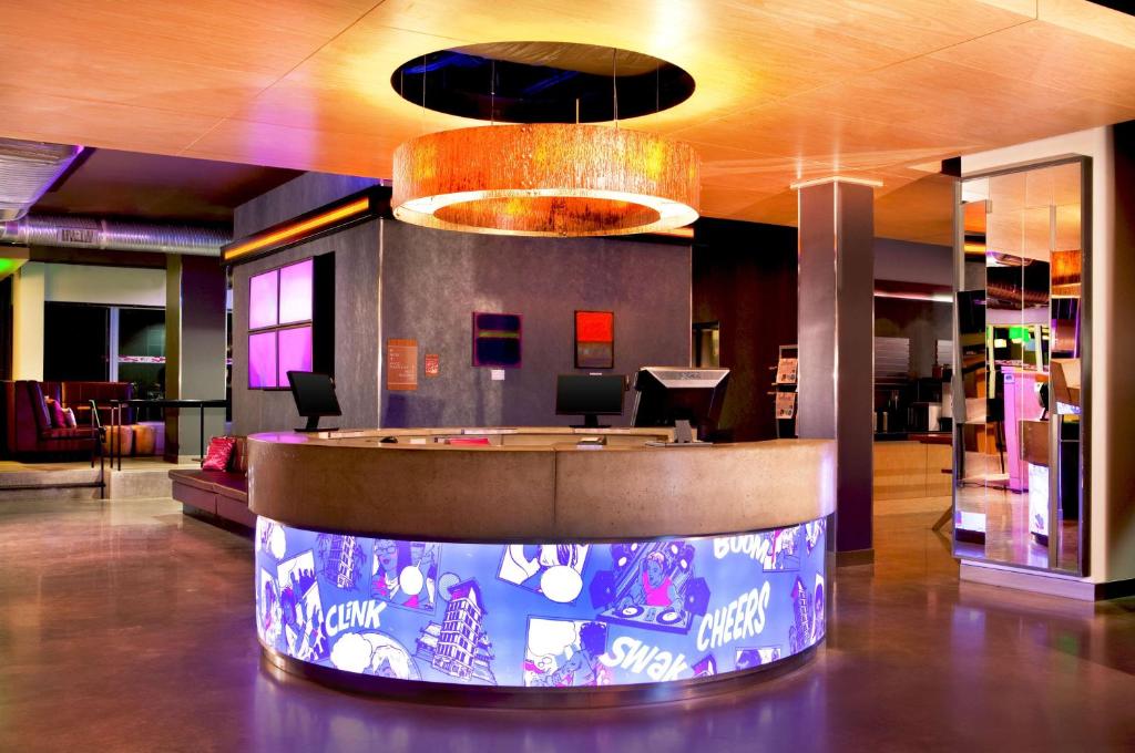 Aloft Richmond West Short Pump - image 7