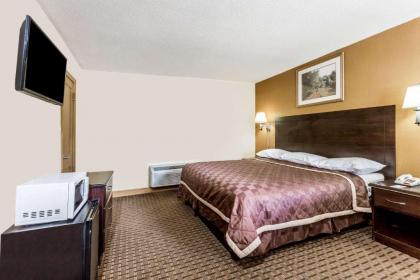 Knights Inn Glen Allen - image 10