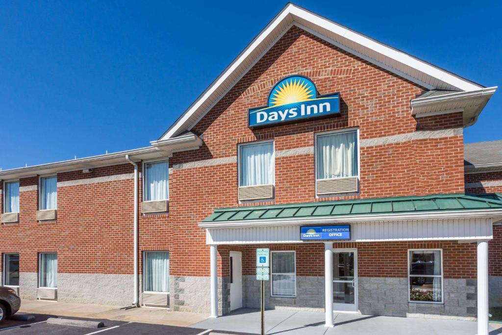 Days Inn by Wyndham Glen Allen Richmond North - main image