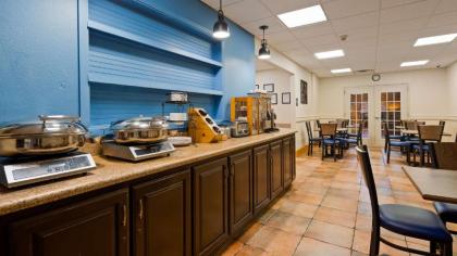 Best Western Dinosaur Valley Inn & Suites - image 11