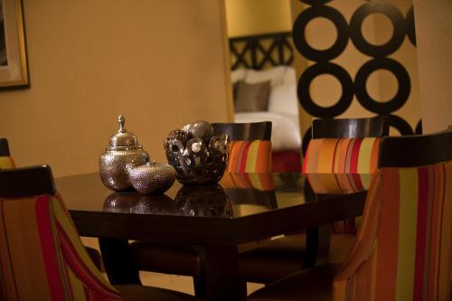 Renaissance Phoenix Glendale Hotel & Spa - image 3
