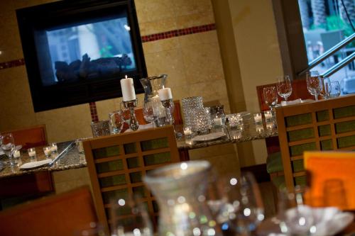 Renaissance Phoenix Glendale Hotel & Spa - image 5