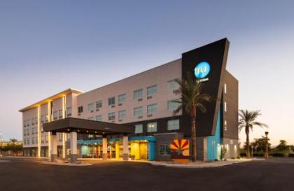 Hotel in Glendale Arizona