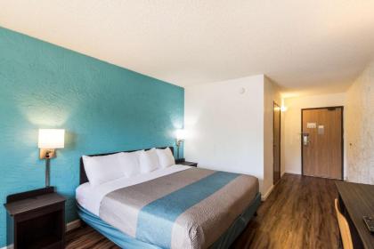 Motel 6-Milwaukee WI - Glendale - image 12
