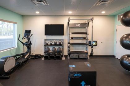 Tru By Hilton Phoenix Glendale Westgate - image 10