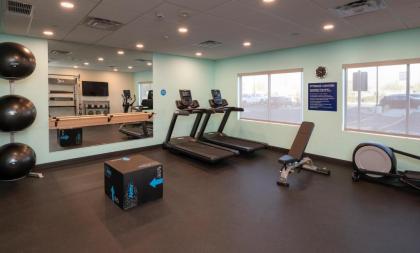 Tru By Hilton Phoenix Glendale Westgate - image 13