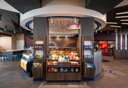 Tru By Hilton Phoenix Glendale Westgate - image 17