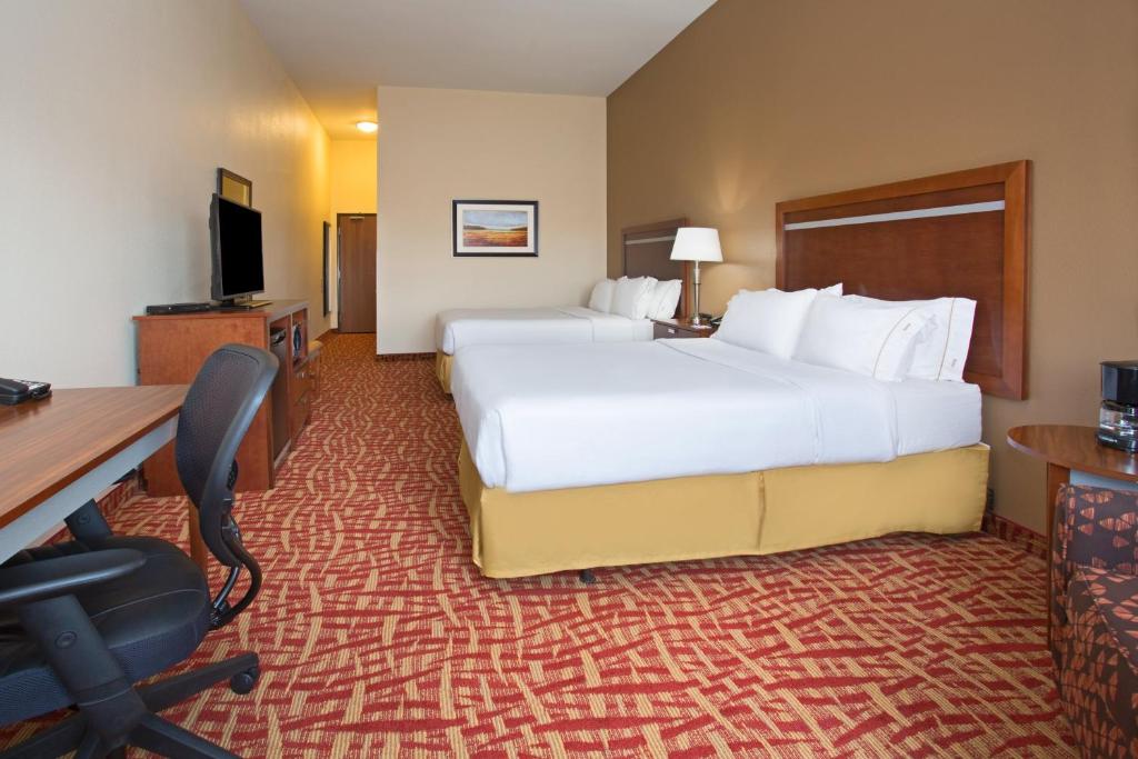 Holiday Inn Express Hotel & Suites Glendive an IHG Hotel - image 7