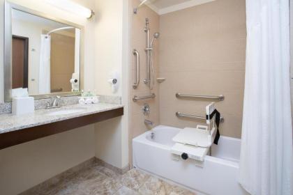 Holiday Inn Express Hotel & Suites Glendive an IHG Hotel - image 8