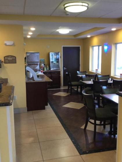 Quality Inn & Suites Glenmont - Albany South - image 3