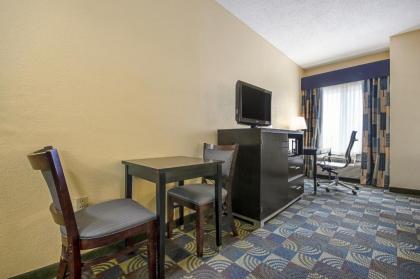 Quality Inn & Suites Glenmont - Albany South - image 7