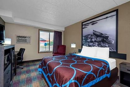 Super 8 by Wyndham Glenwood