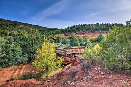 Geometric Glorieta Studio on 11 Picturesque Acres! - image 3