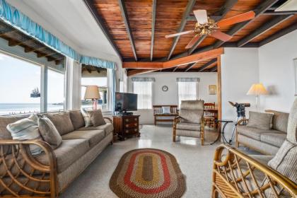Ocean Front Cottage - Long Beach - image 14