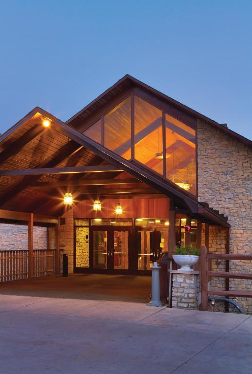 Burr Oak Lodge and Conference Center - main image