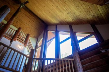 The Wallace Falls Lodge - image 11