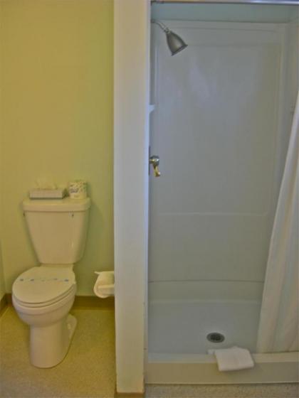 Azalea Lodge - image 2