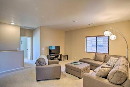 Gold Canyon Golfers Getaway with Pool and Views! - image 10